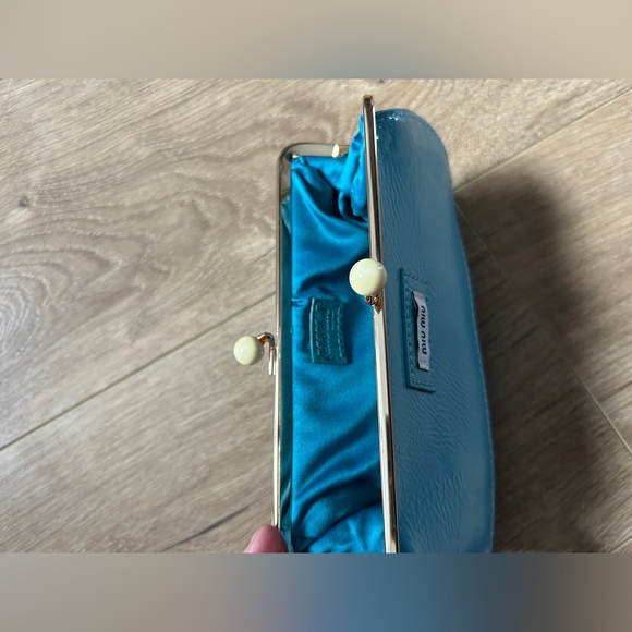 MIU MIU Patent Turquoise Blue Clutch - Picture 6 of 8
